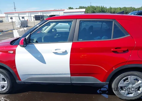 2020 Hyundai Venue Se из США, поврежденный, VIN KMHRB8A37LU044126